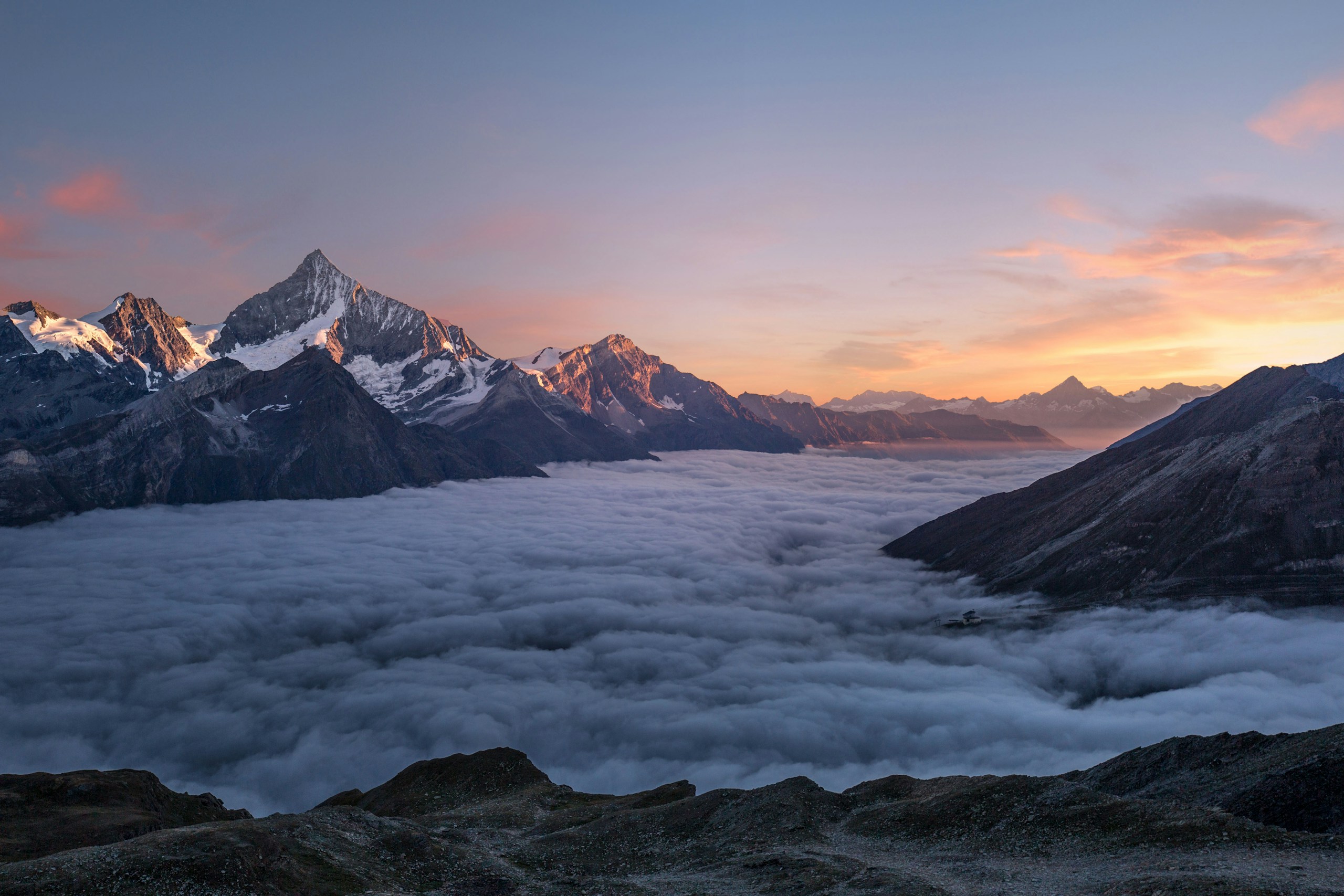 Montanhas nos Alpes, Europa